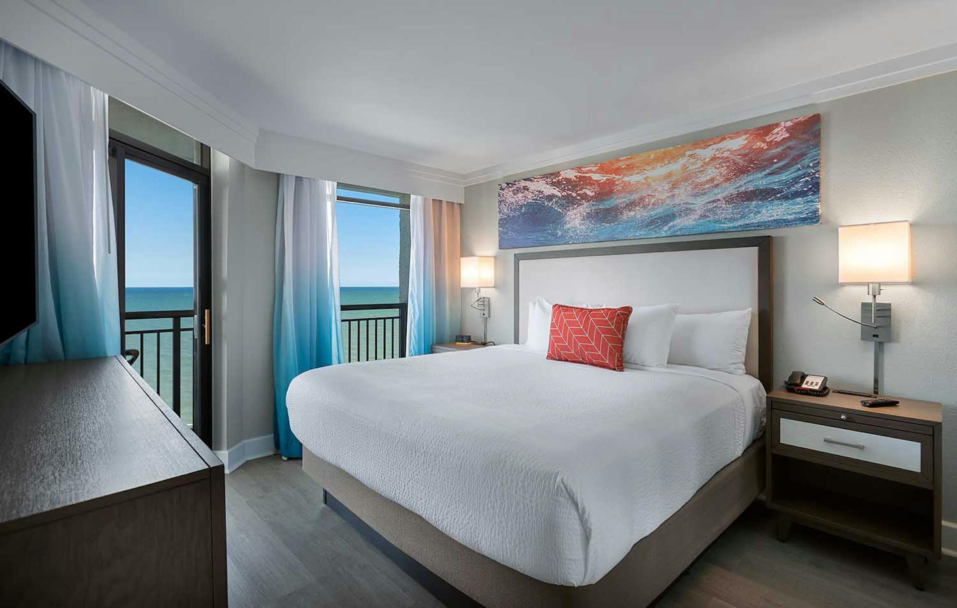 Grande Cayman Resort - 3 Bedroom Oceanfront Condo