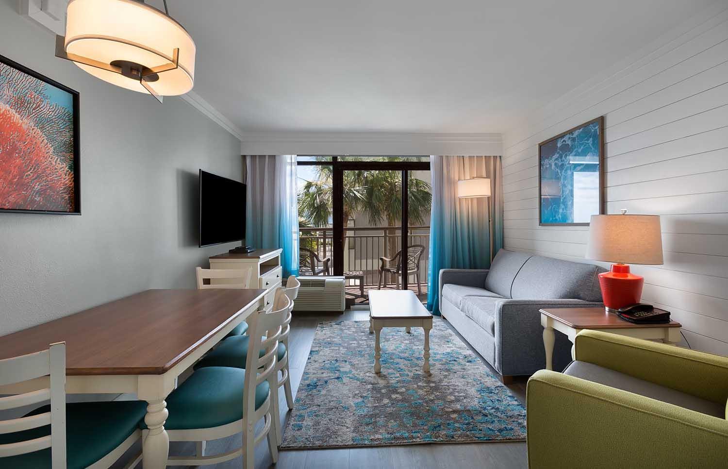 Grande Cayman Resort - 1 Bedroom Ocean View Queen Suite