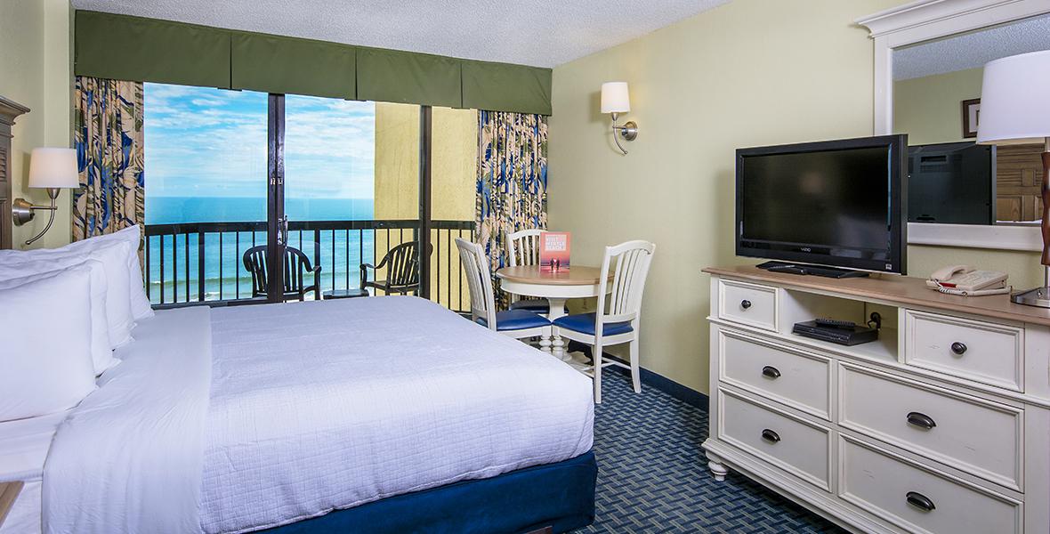 Compass Cove - 1 Bedroom Oceanfront King Efficiency