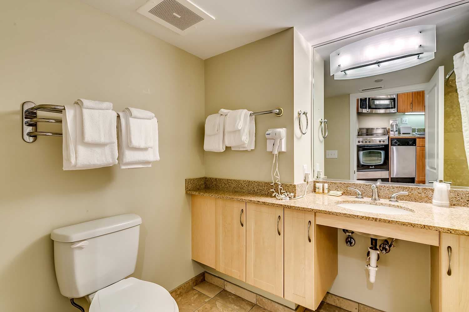 Sandy Beach Resort - 1 Bedroom Ocean View Condo - Palmetto