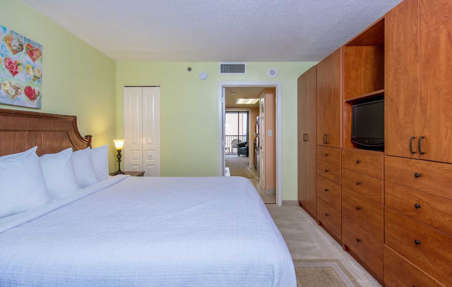 Compass Cove - 1 Bedroom Deluxe Ocean View Condo