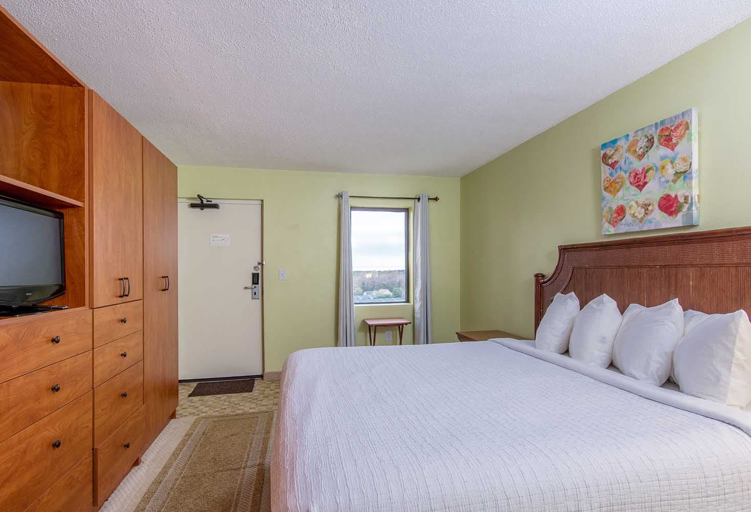 Compass Cove - 1 Bedroom Deluxe Ocean View Condo