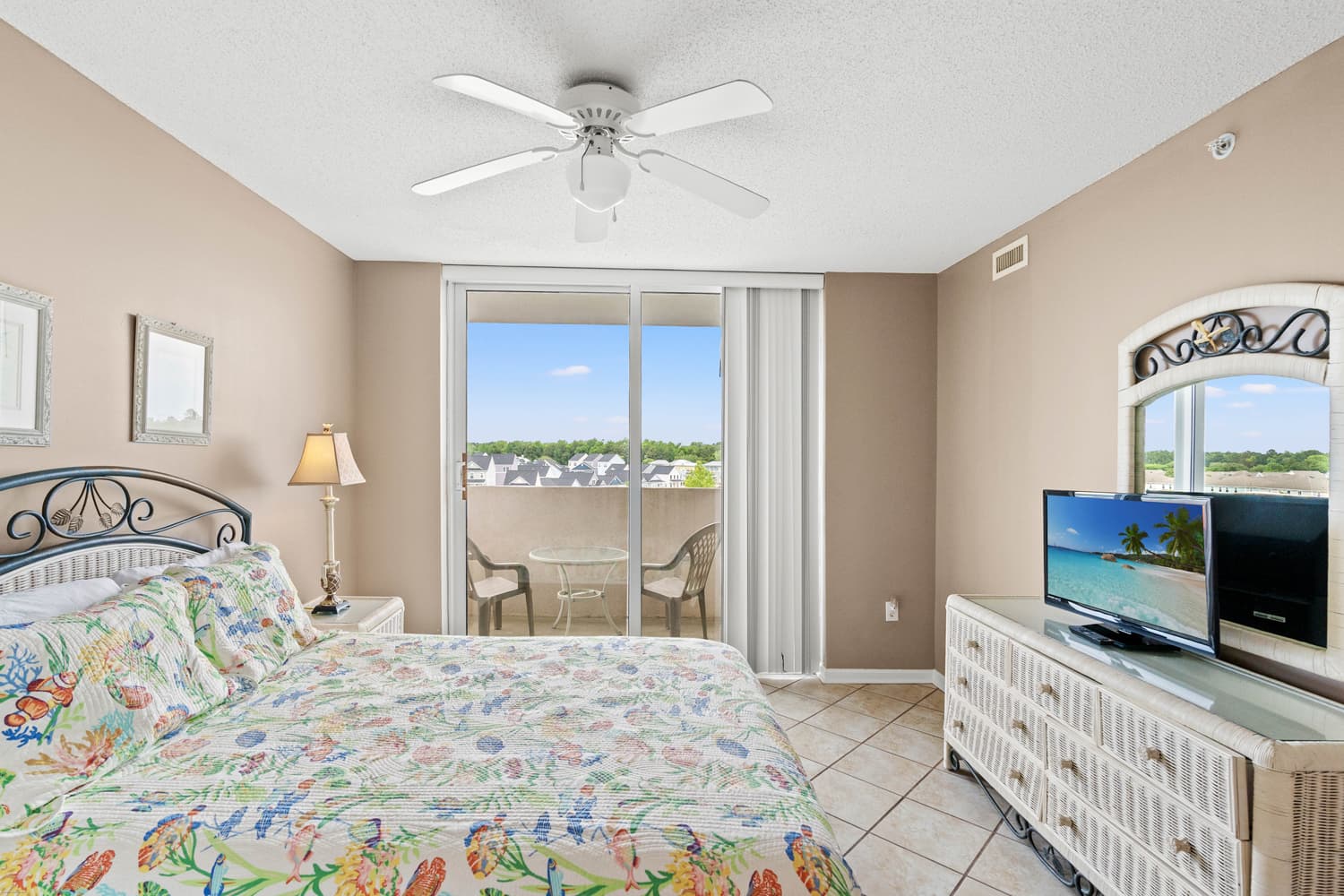 Barefoot North Tower - 609