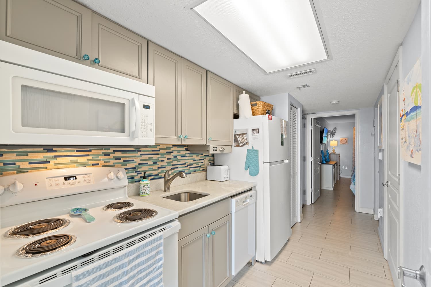 Bay Watch Resort - 1035