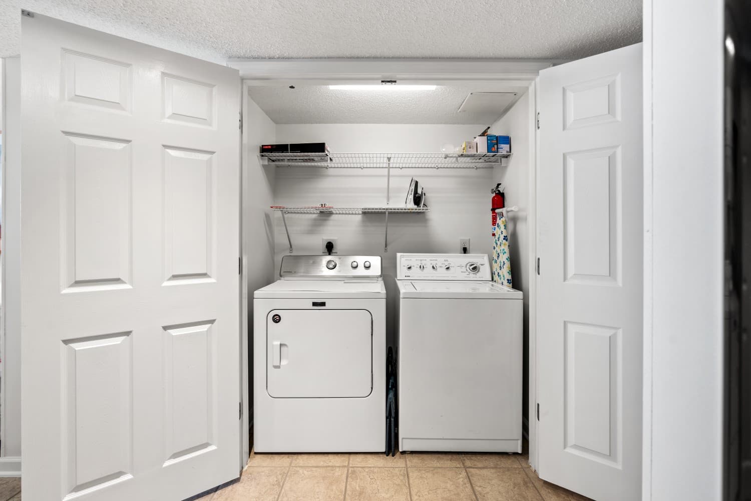 Crescent Shores - N 1004