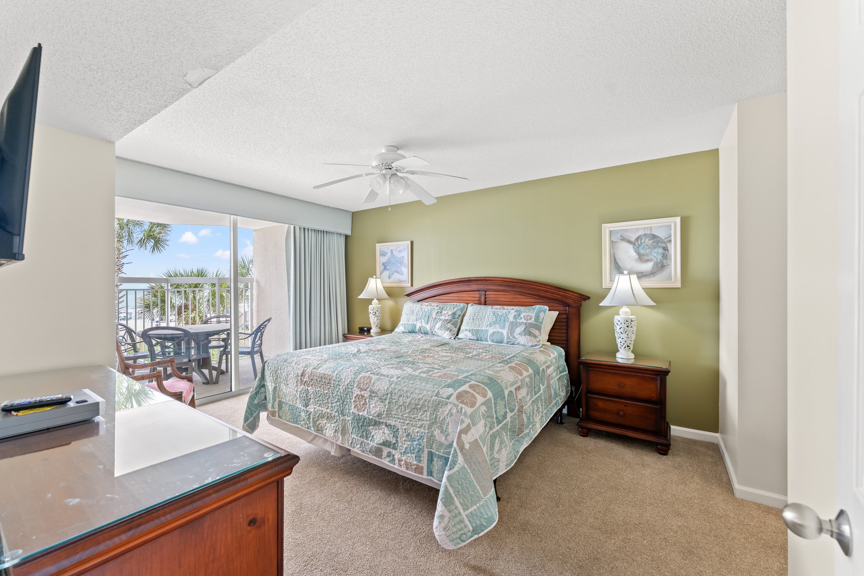 Crescent Shores - N 104