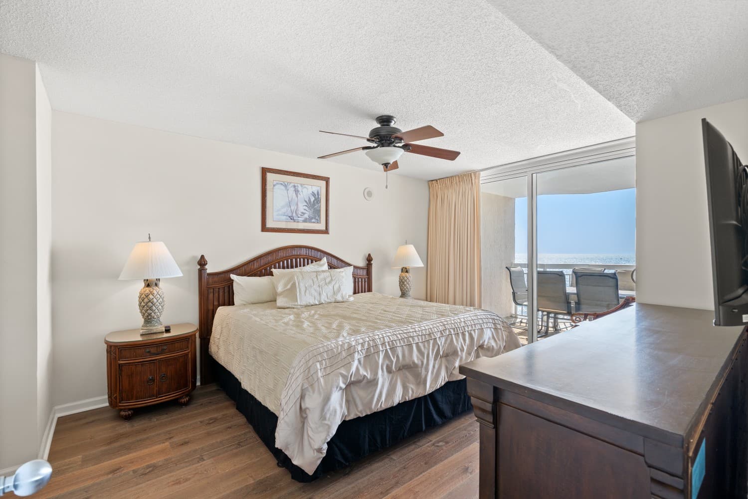 Crescent Shores - S 1207