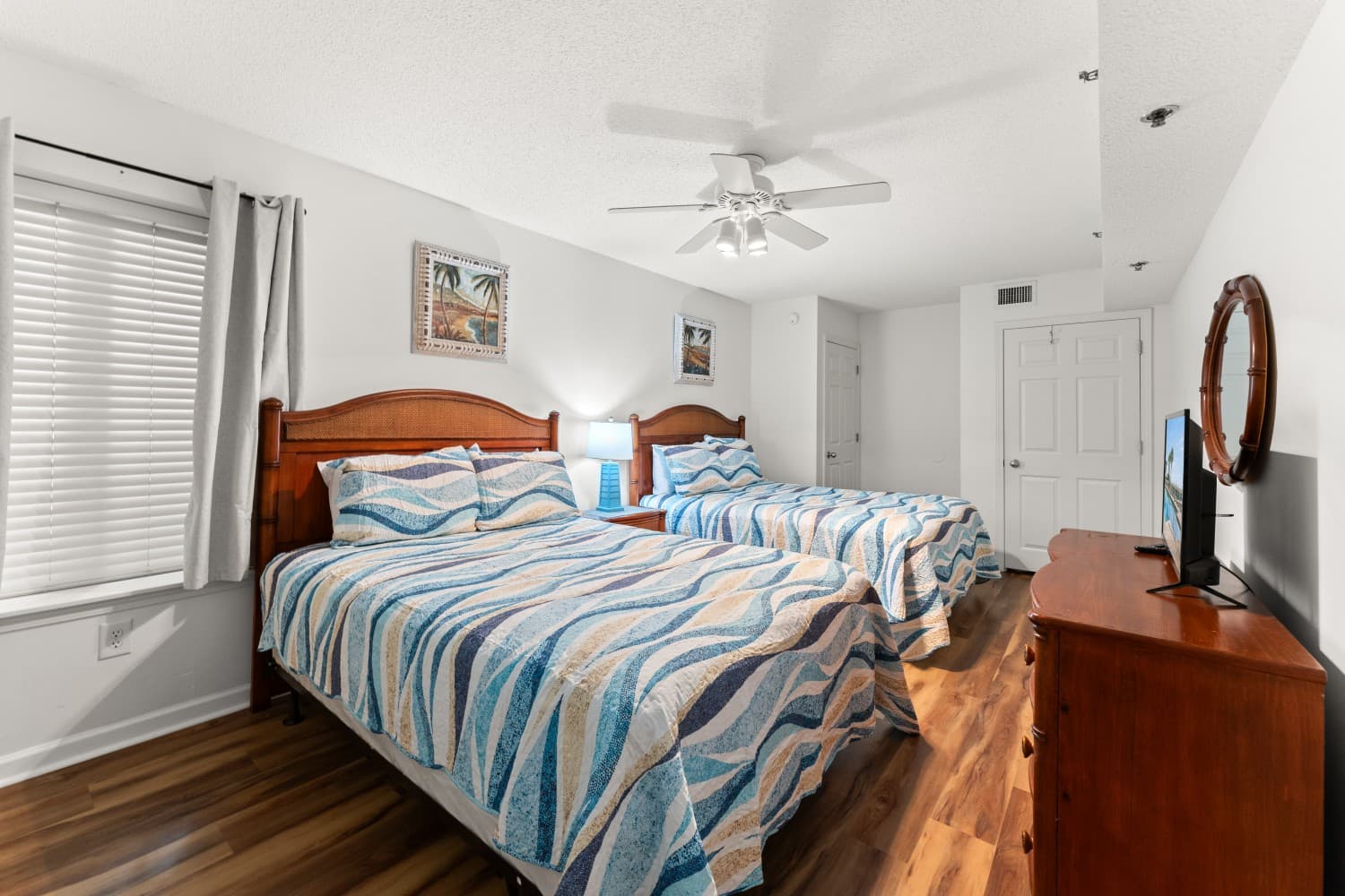 Crescent Shores - S 1707