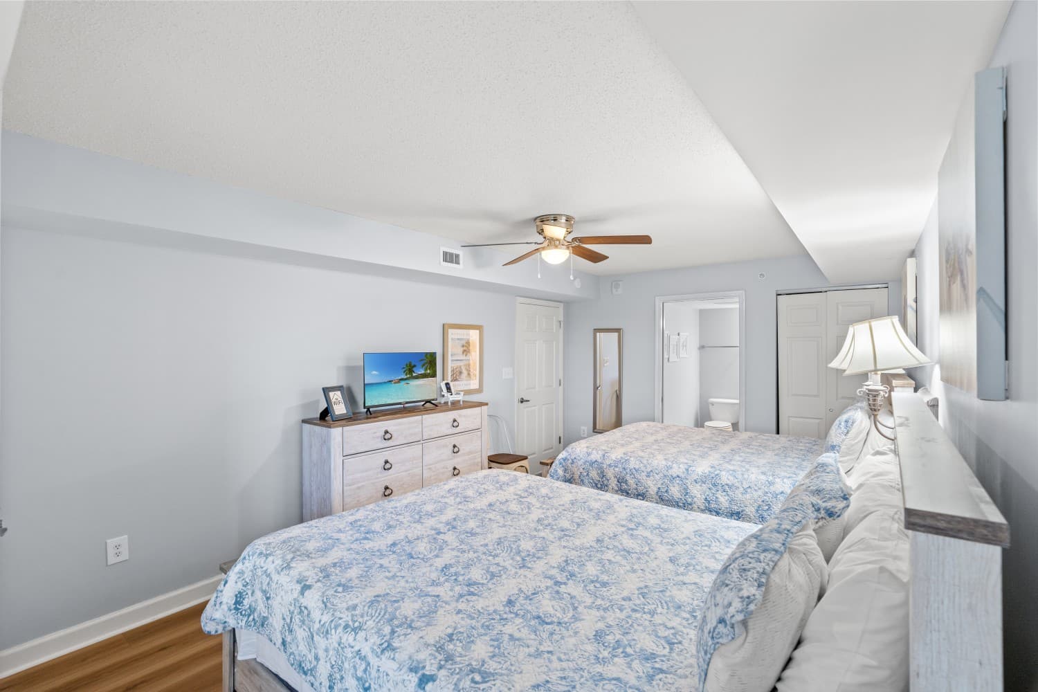 Malibu Pointe - 1101