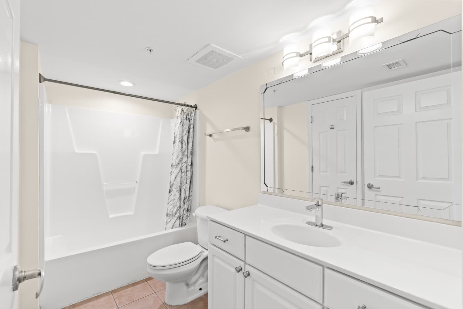 Malibu Pointe -  705