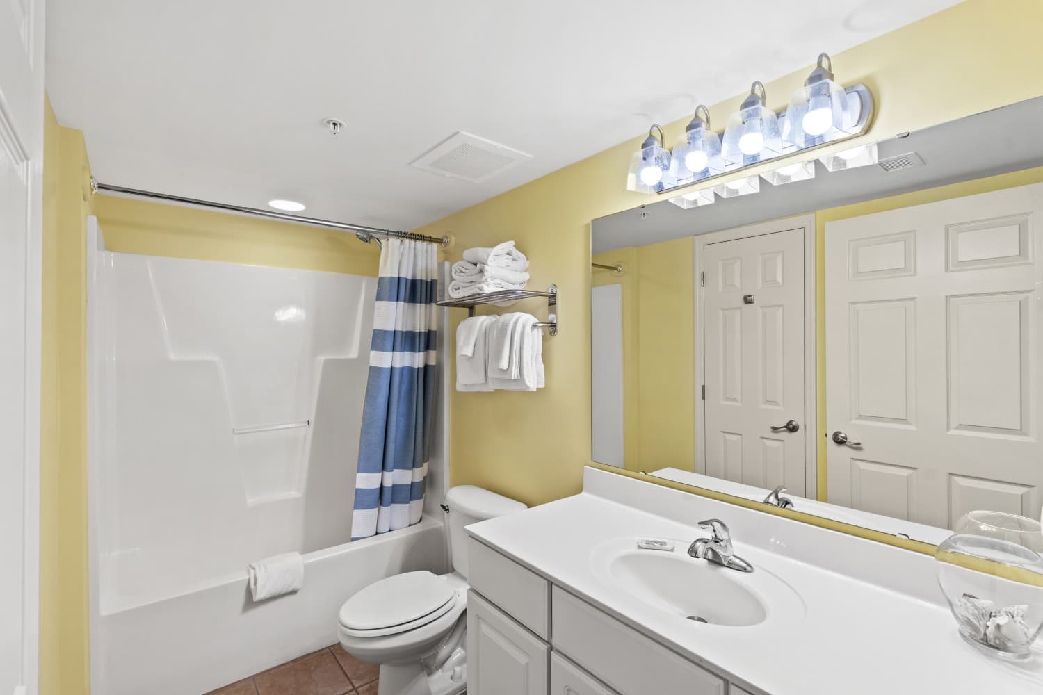 Malibu Pointe -  805