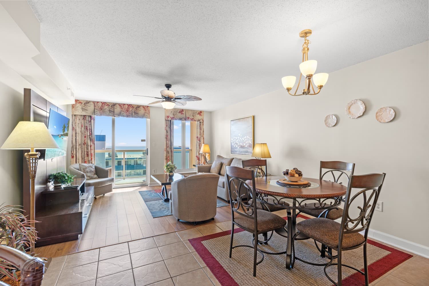 Malibu Pointe -  902