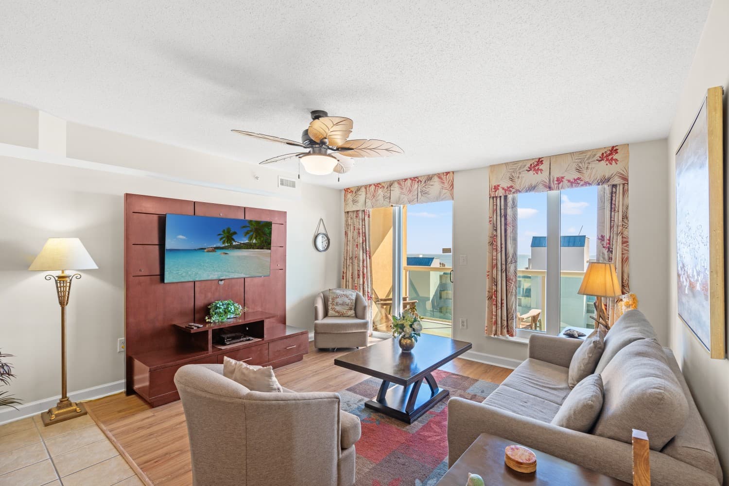 Malibu Pointe -  902