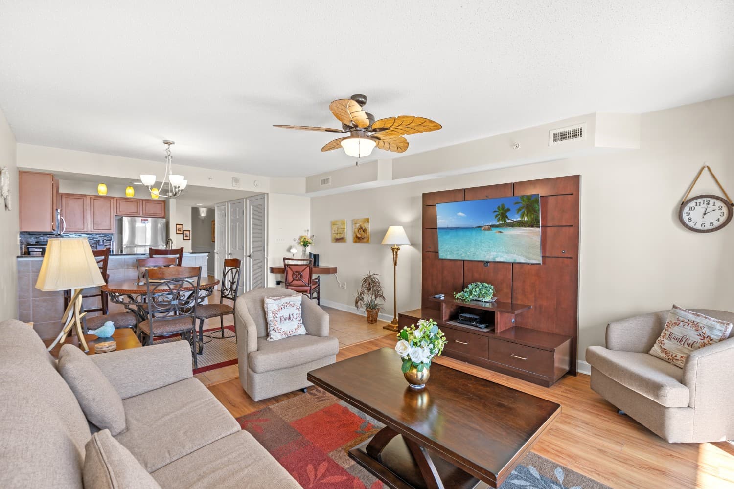 Malibu Pointe -  902