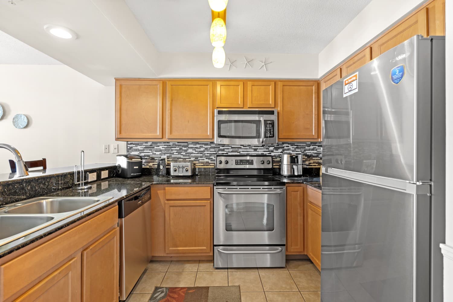 Malibu Pointe -  902