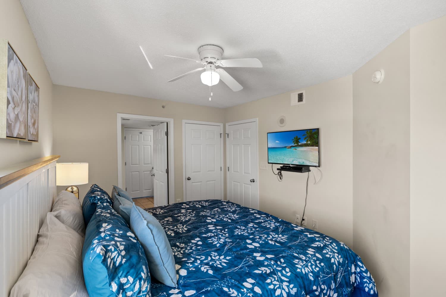 South Shore Villas - 1107