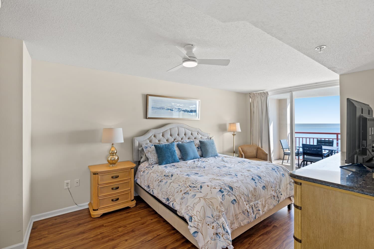 South Shore Villas - 1107