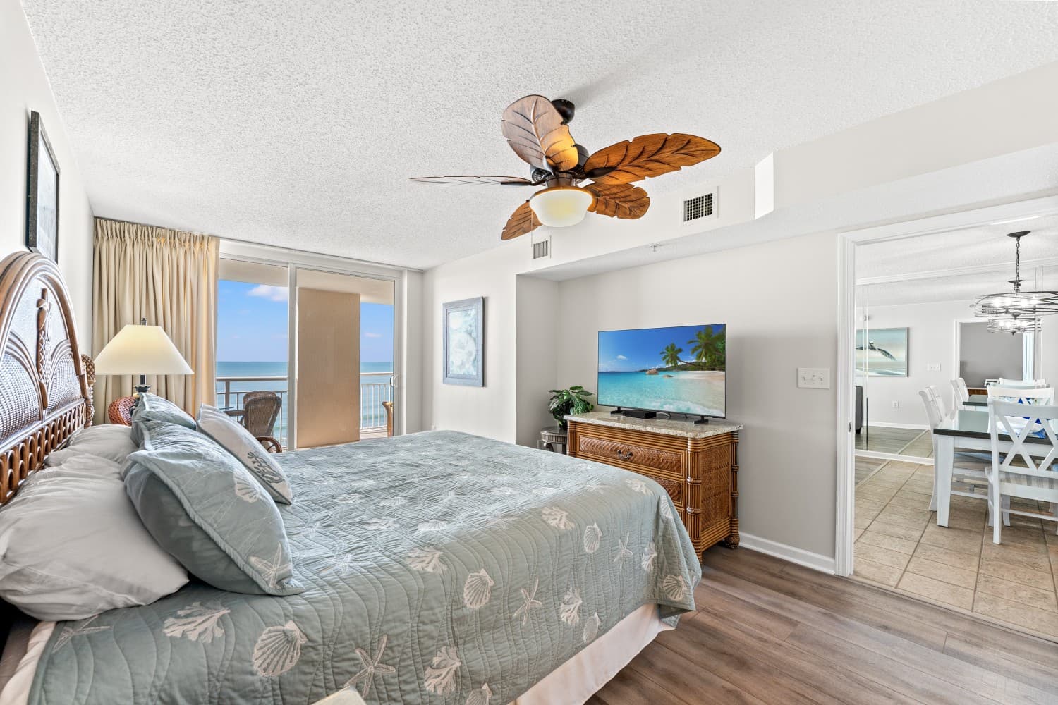 South Shore Villas -  702