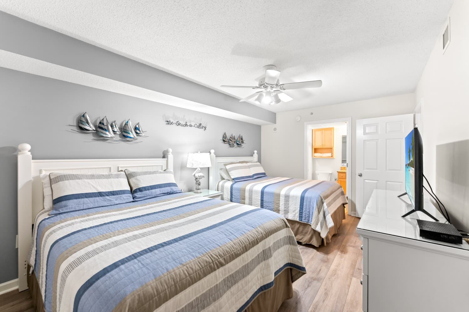 South Shore Villas -  702