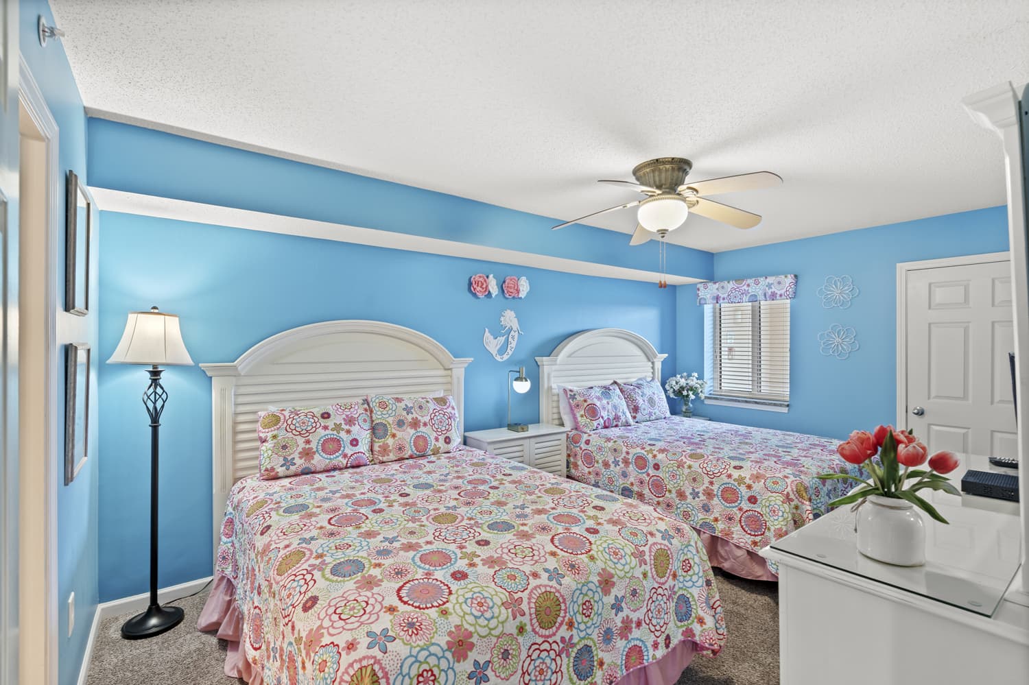 South Shore Villas - 706