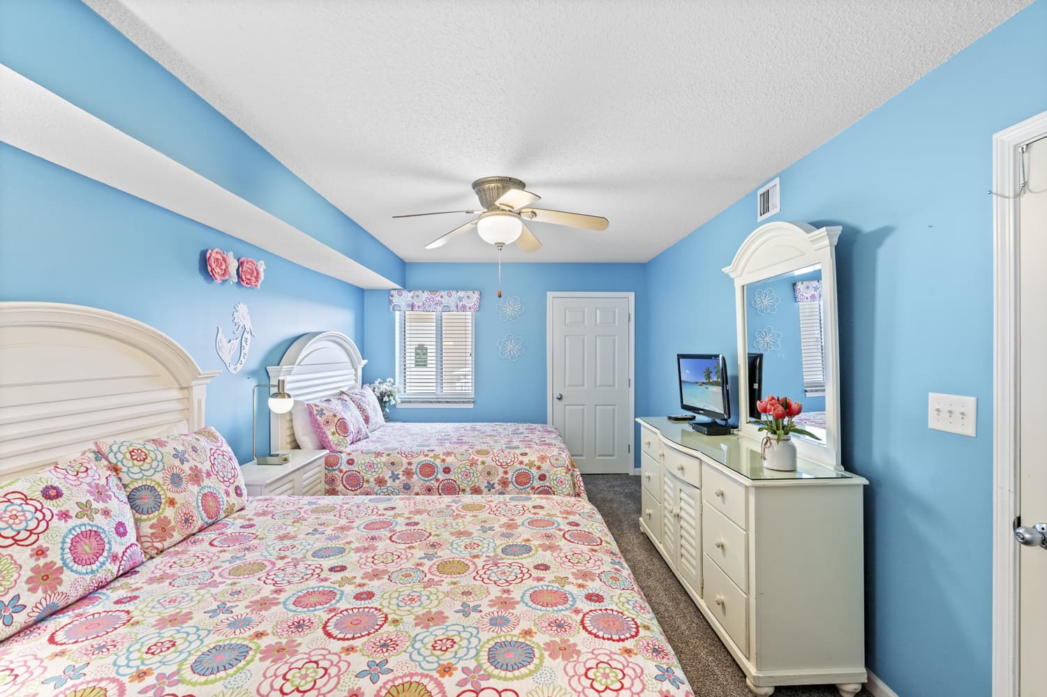 South Shore Villas - 706