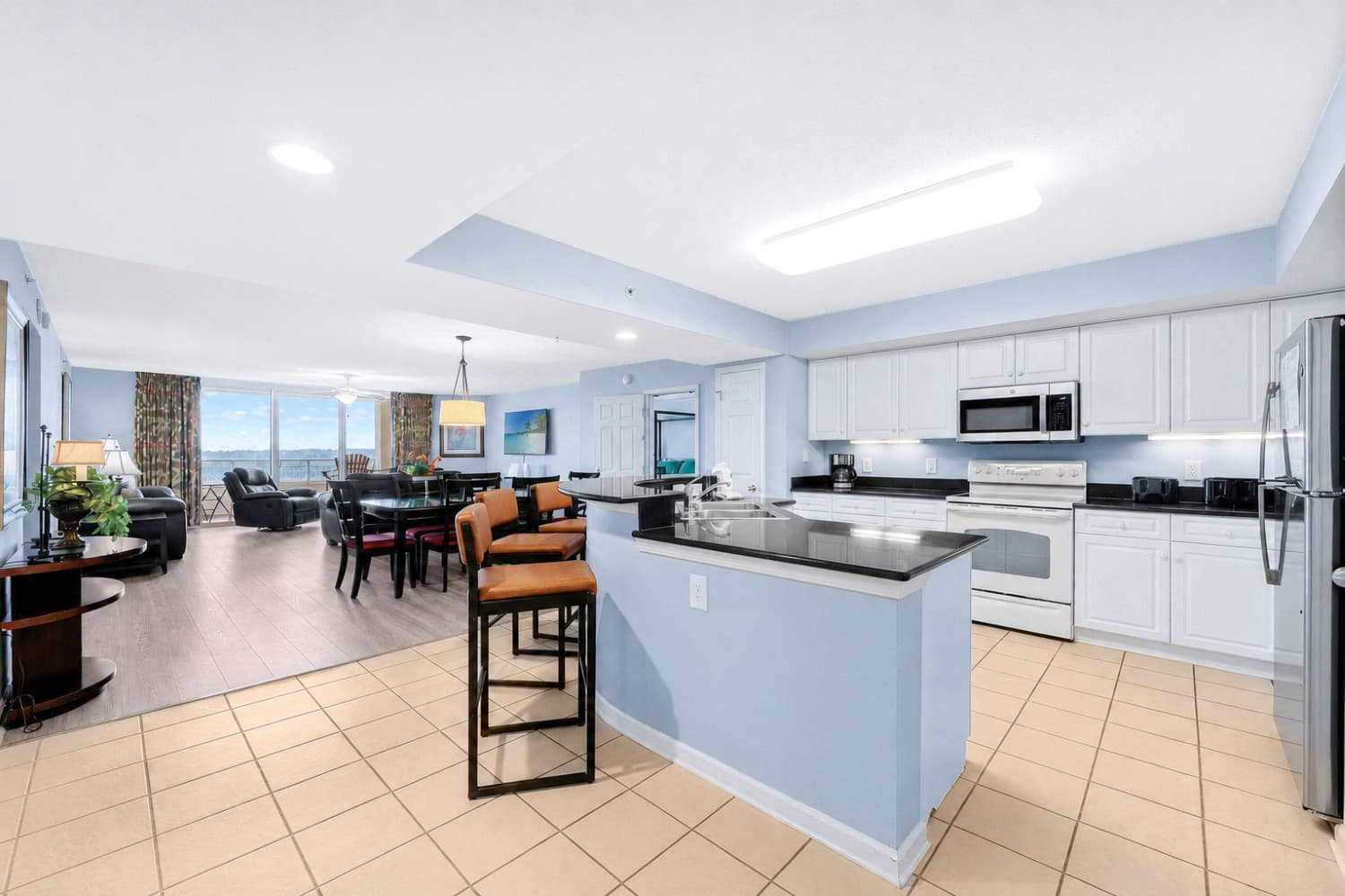 Yacht Club Villas - 1-1004
