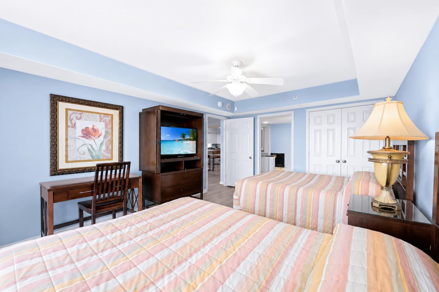 Yacht Club Villas - 1-1004