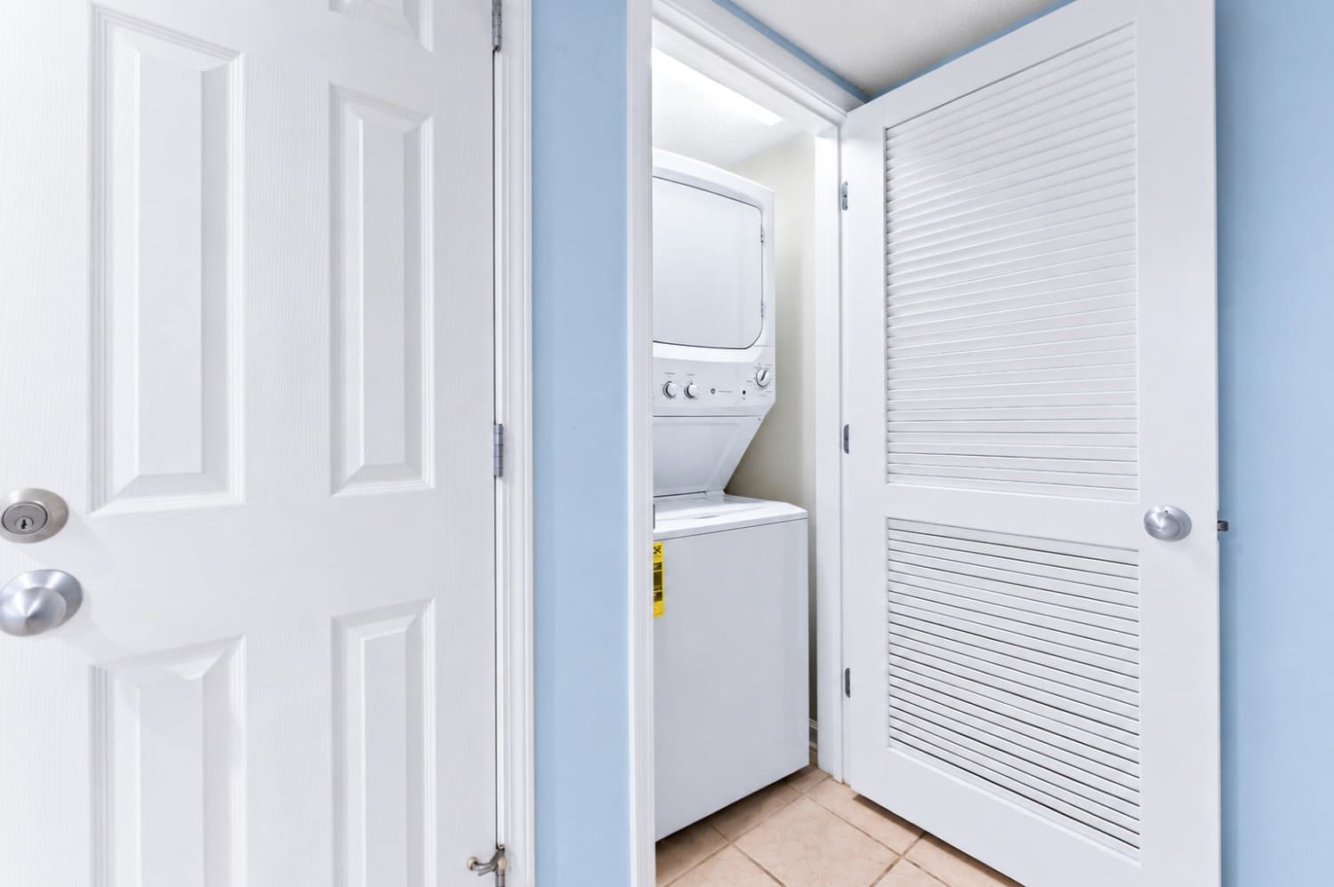 Yacht Club Villas - 1-1004