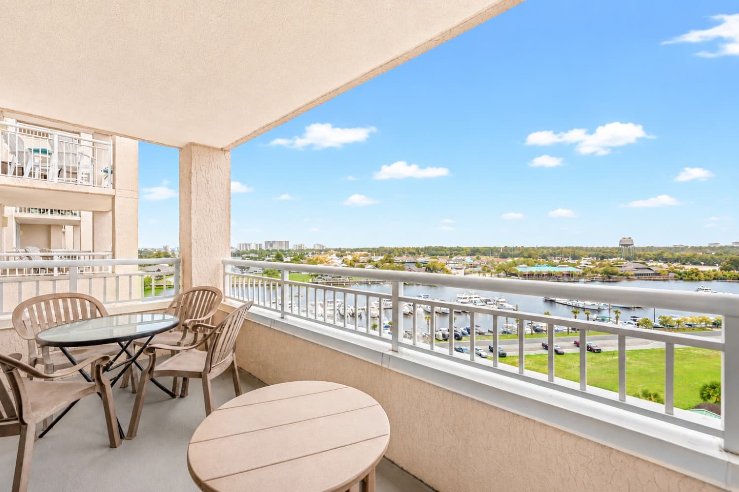Yacht Club Villas - 1-1004