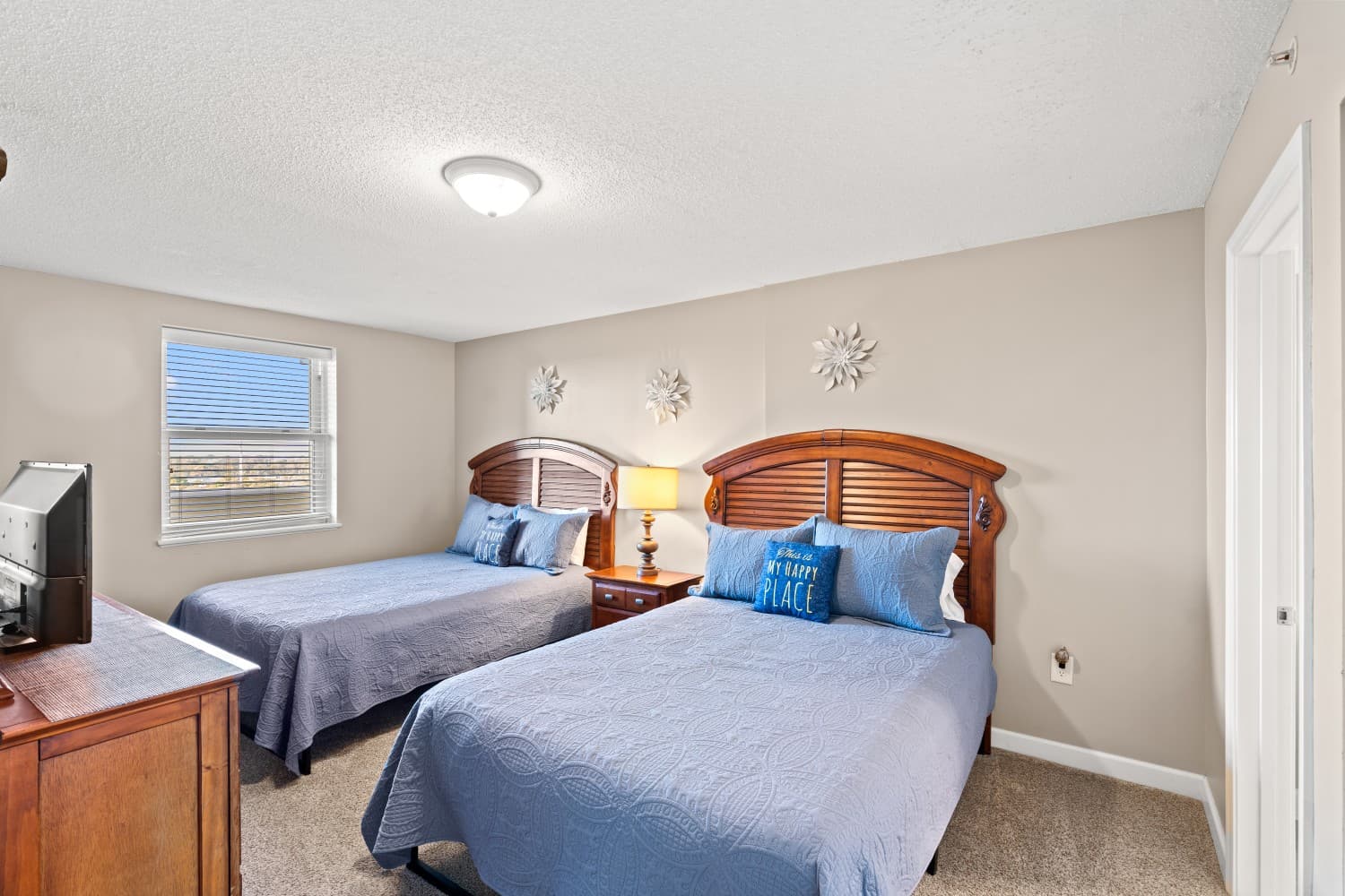 Crescent Keyes - 1205