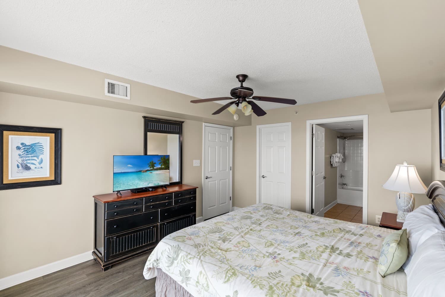 Crescent Keyes -  905