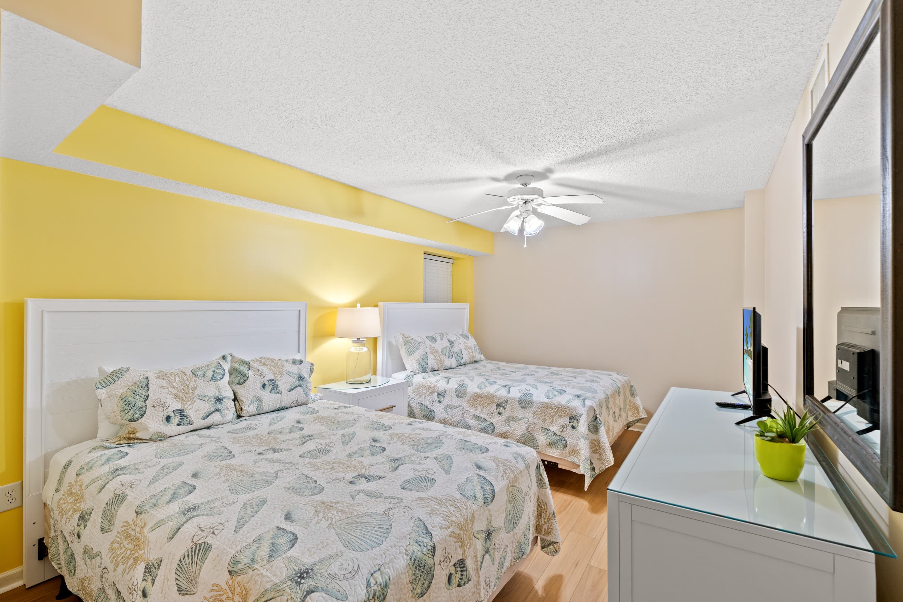 Crescent Shores - N 603