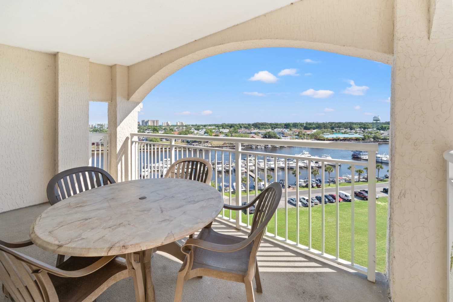 Yacht Club Villas - 1-902