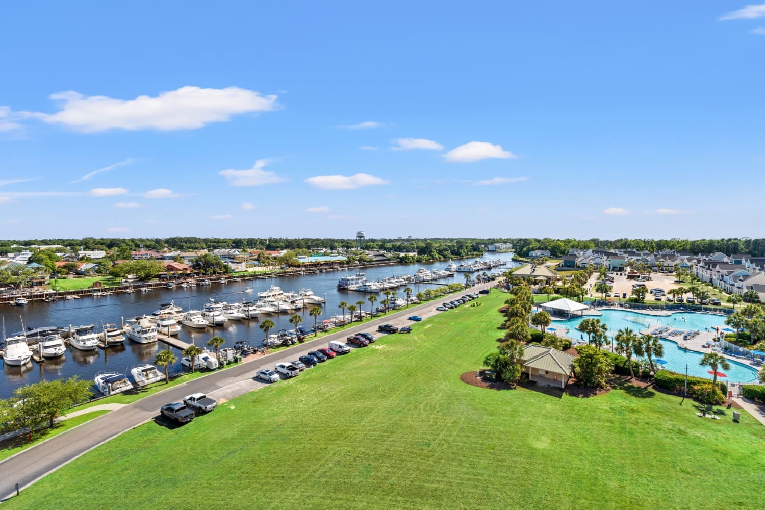 Yacht Club Villas - 1-902