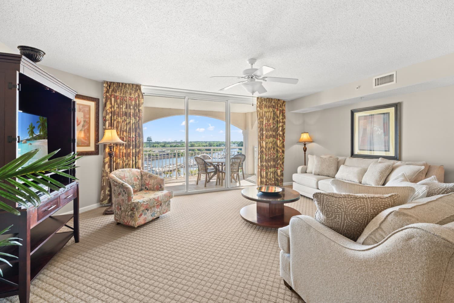 Yacht Club Villas - 1-902