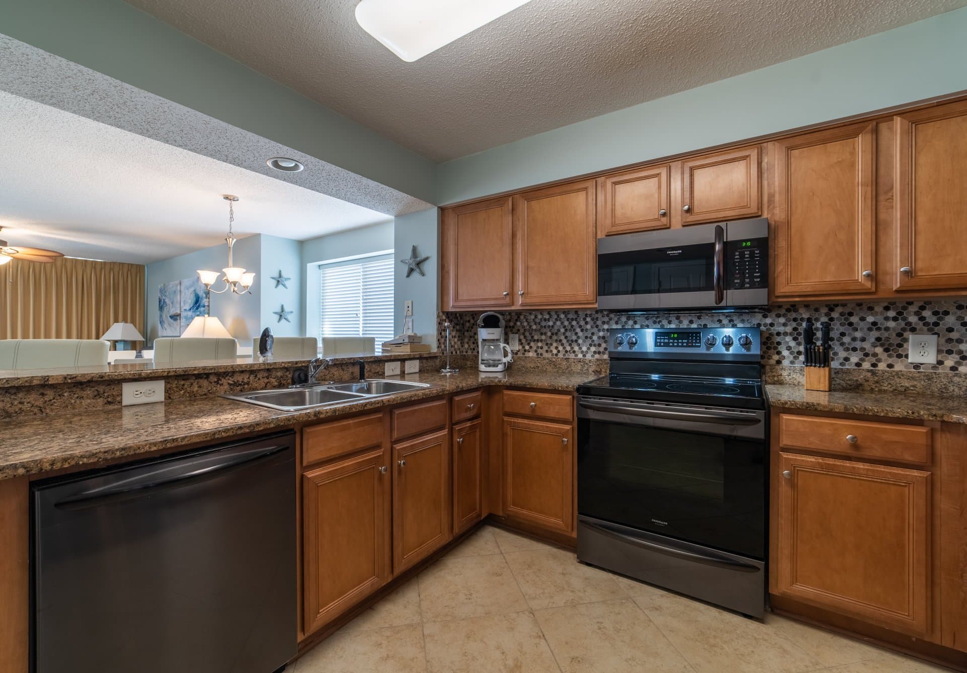 Crescent Shores - N 905