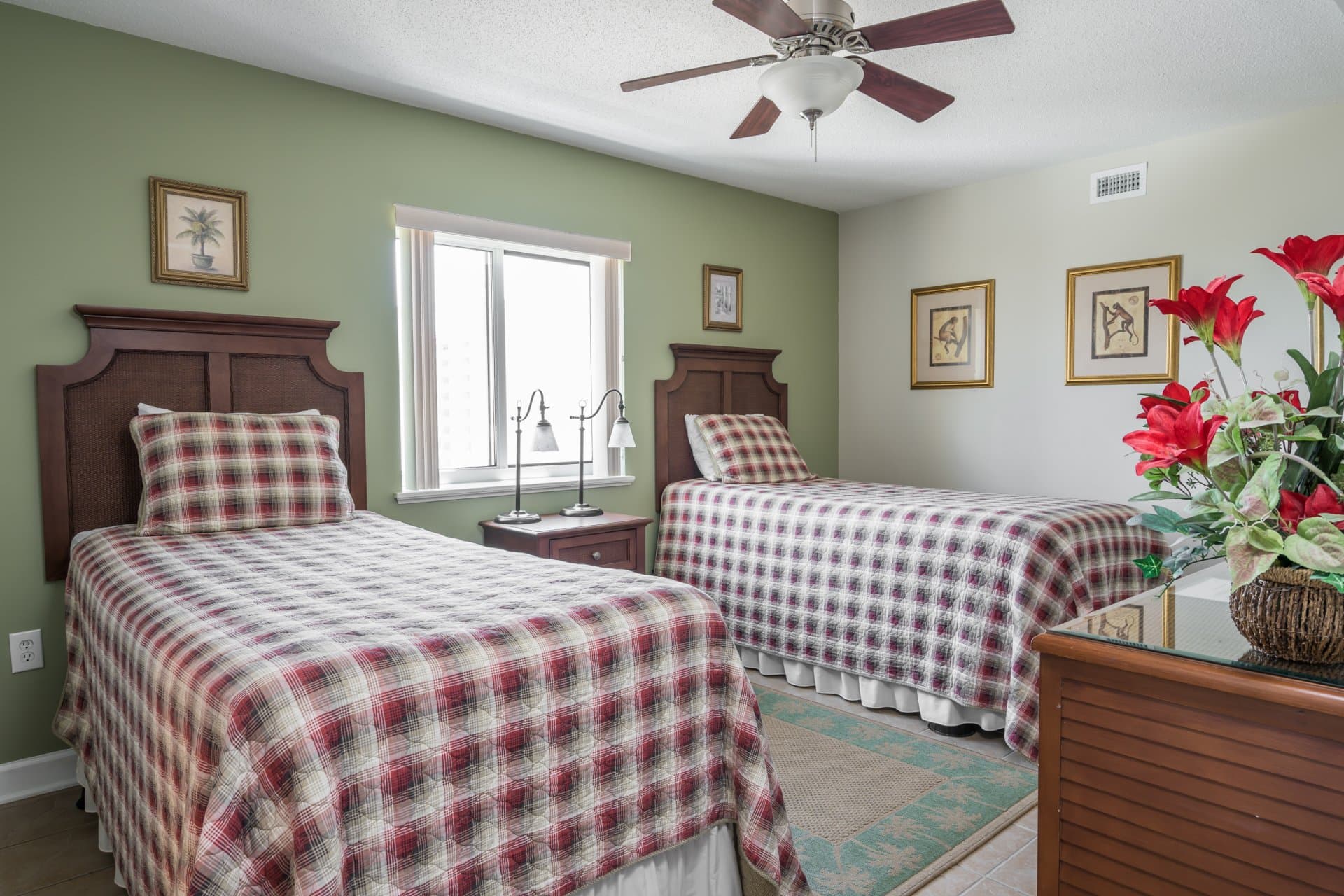 Malibu Pointe - 1201