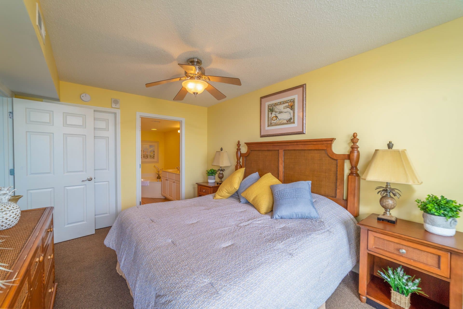 Malibu Pointe - 606