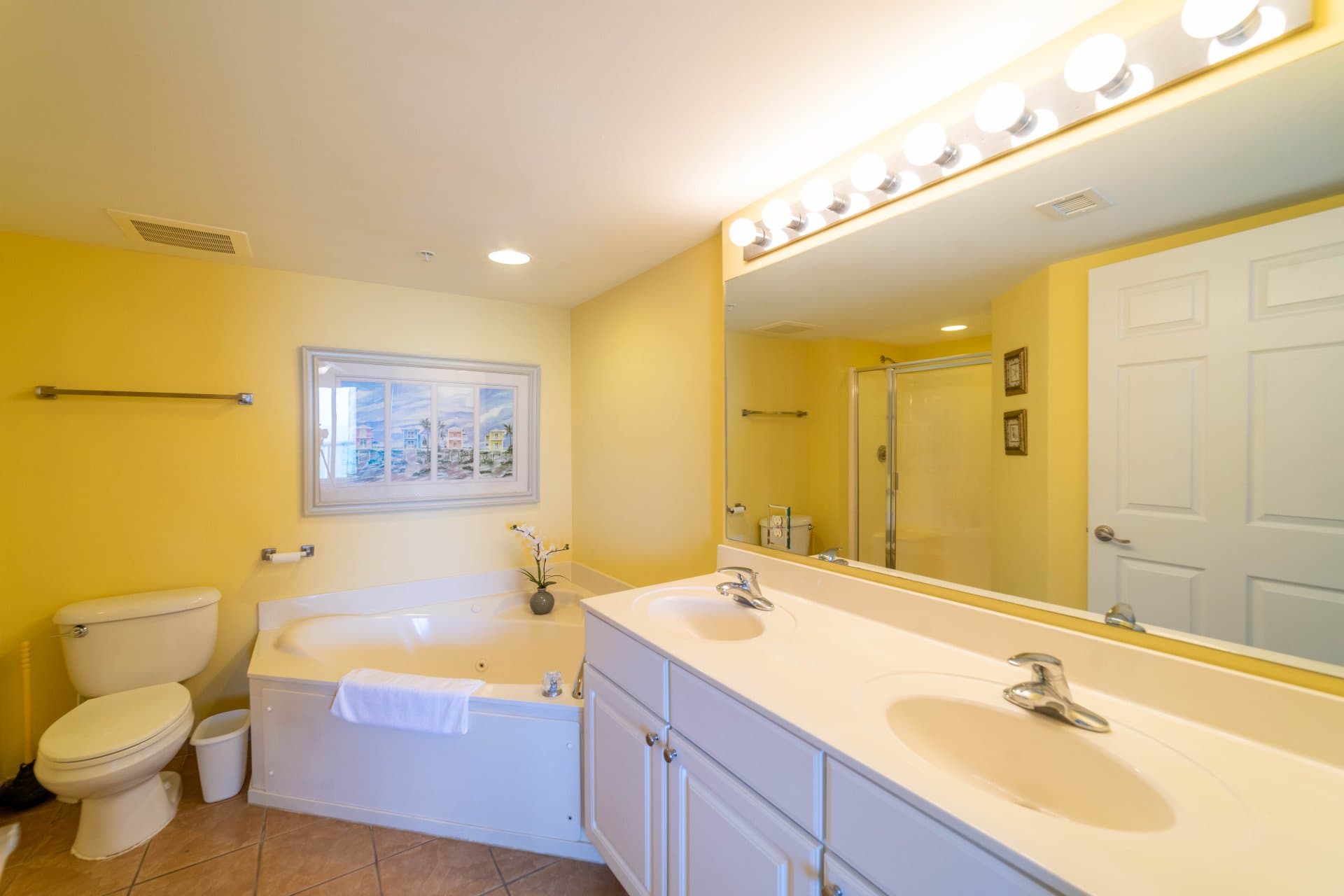 Malibu Pointe - 606