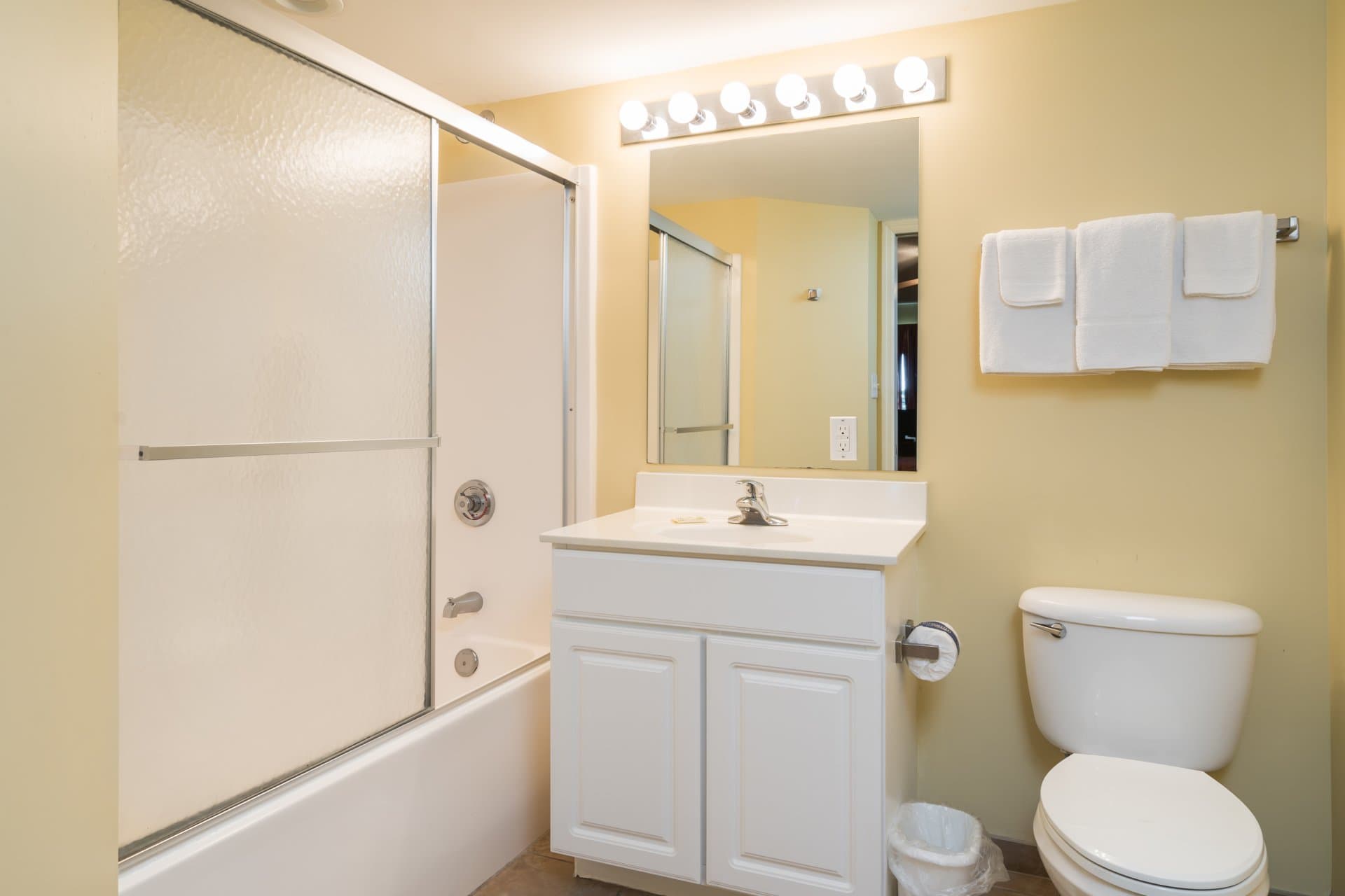 Malibu Pointe -  604