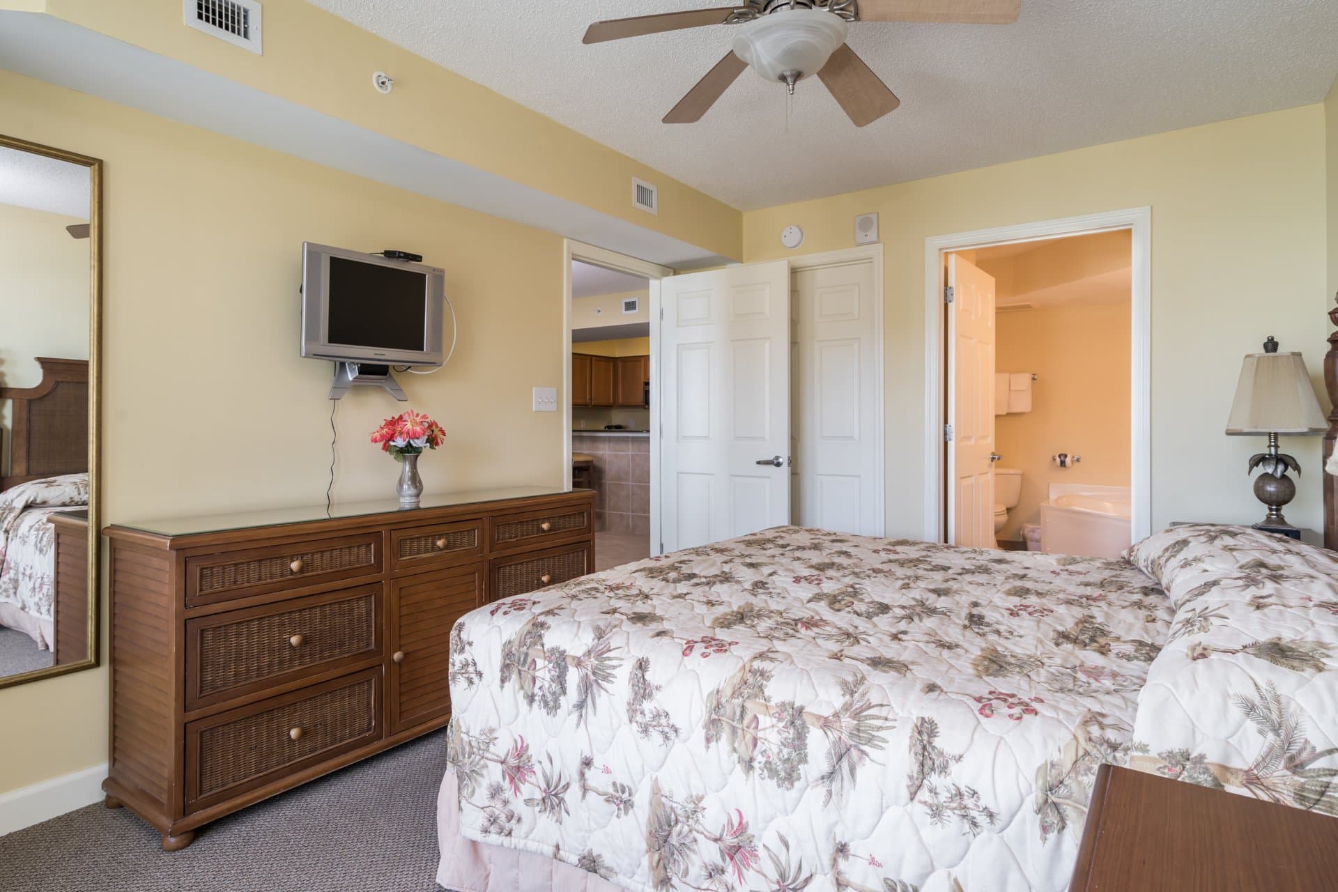 Malibu Pointe -  604