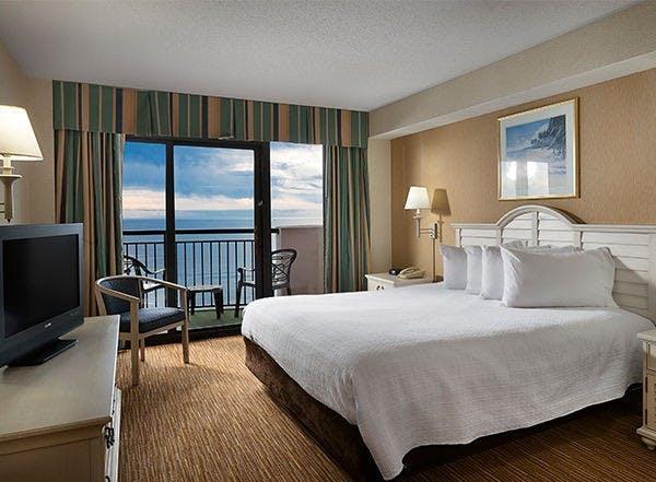 Breakers Resort - 3 Bedroom Oceanfront Paradise Condo - B