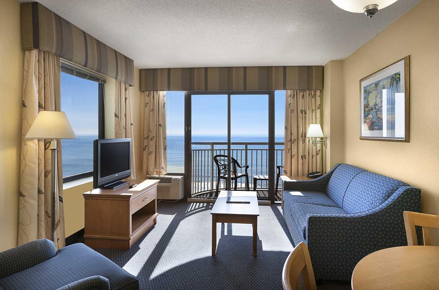 Breakers Resort - 1 Bedroom Oceanfront Suite