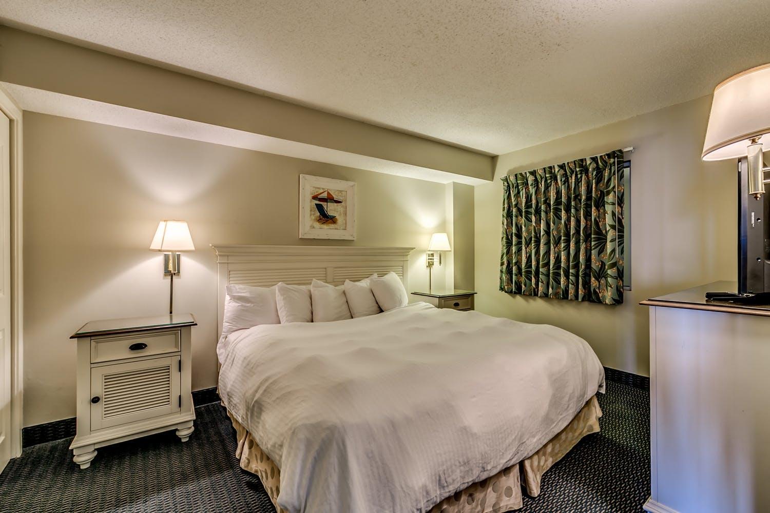 Sandy Beach Resort - 3 Bedroom Oceanfront Penthouse - Magnolia