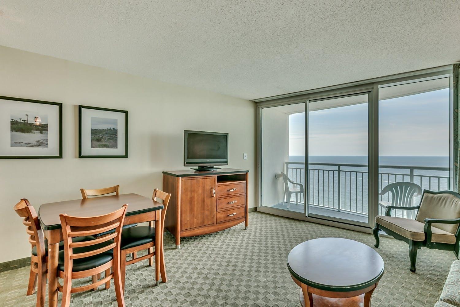 Sandy Beach Resort - 1 Bedroom Oceanfront King Deluxe - Palmetto