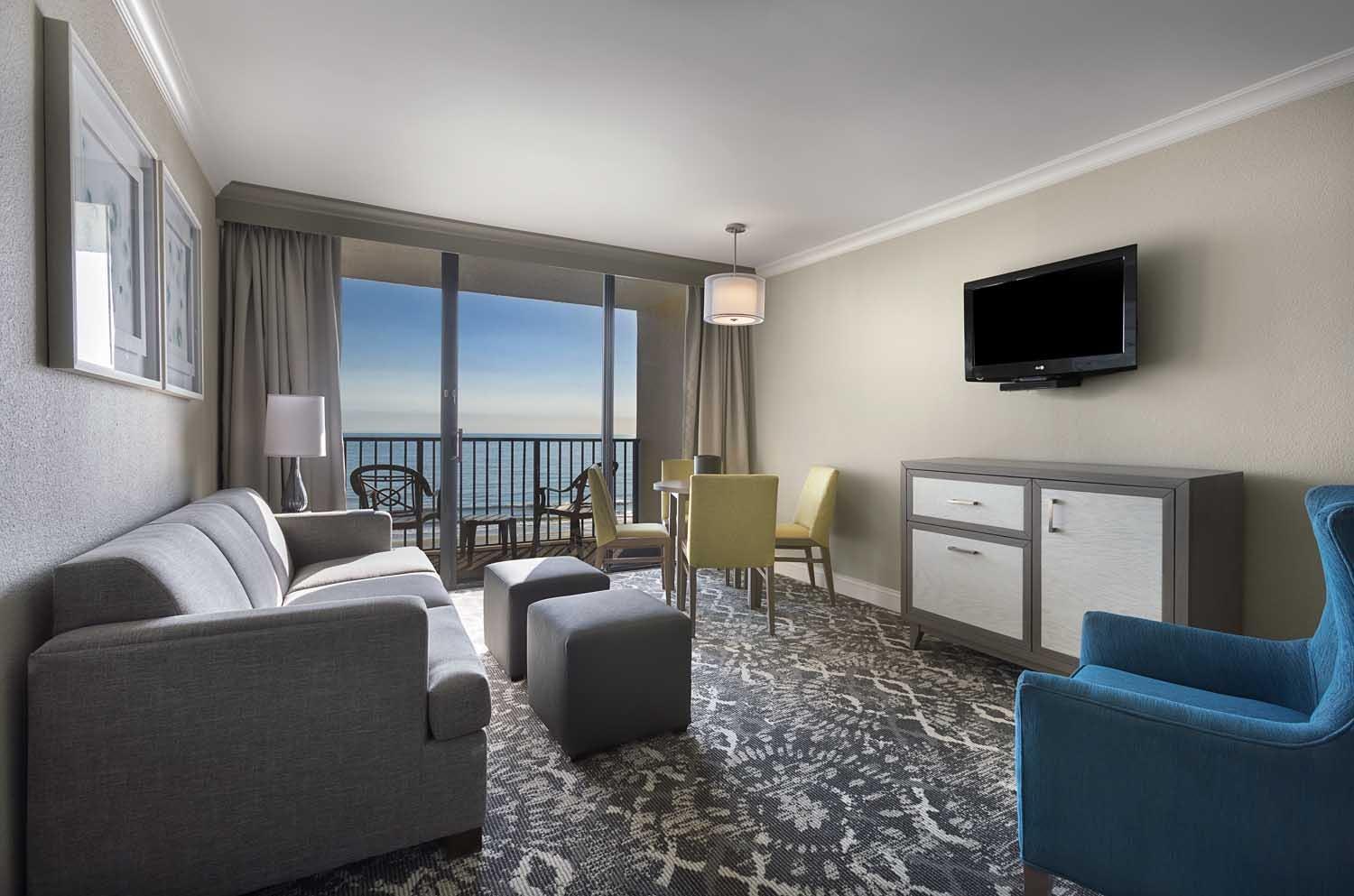 Breakers Resort - 1 Bedroom Oceanfront Palms Suite