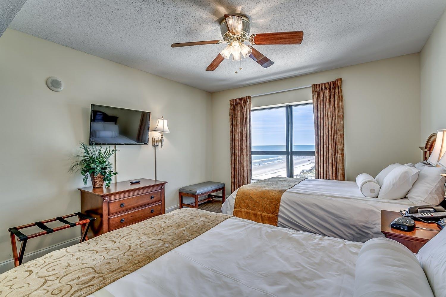 Island Vista Resort - 3 Bedroom Luxury Oceanfront Corner