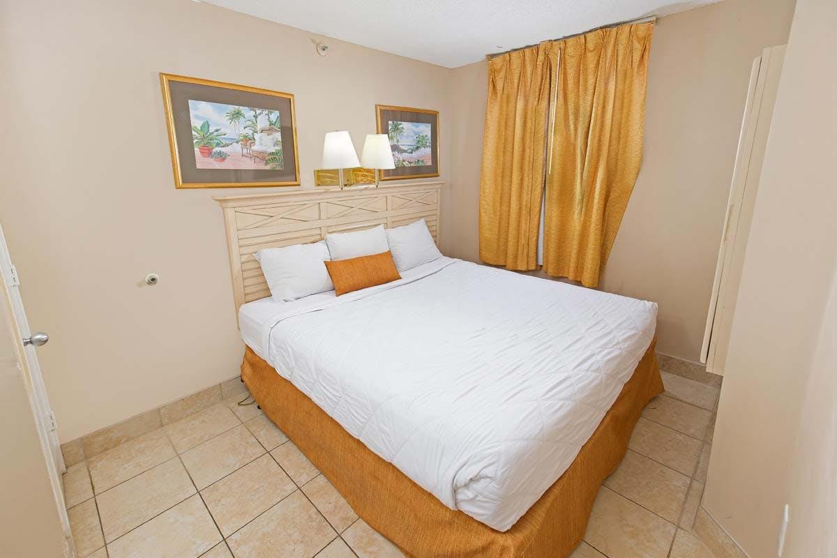 Atlantica Resort - 2 Bedroom Oceanfront Condo - King Deluxe