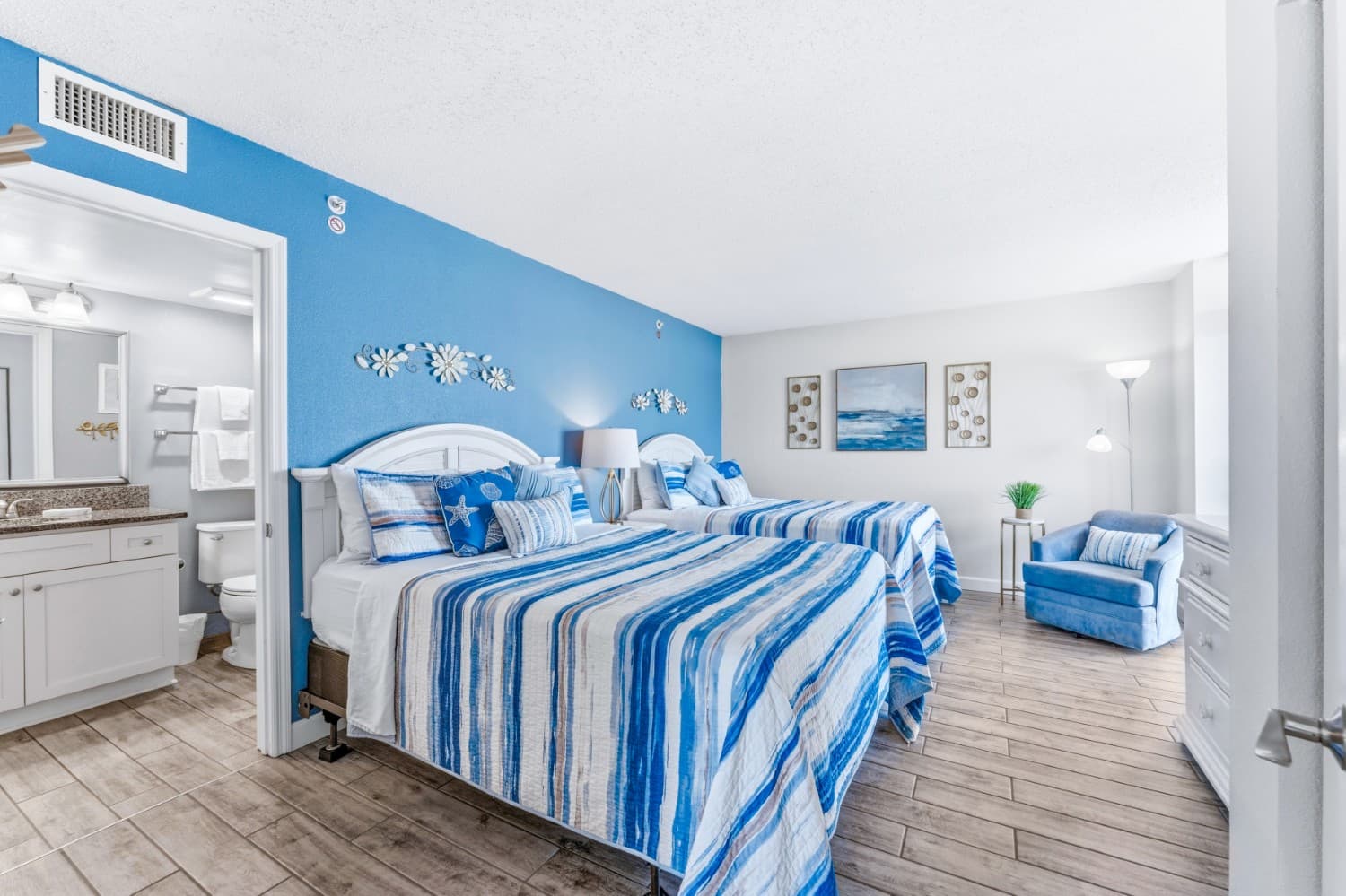 Bay Watch Resort - 1641