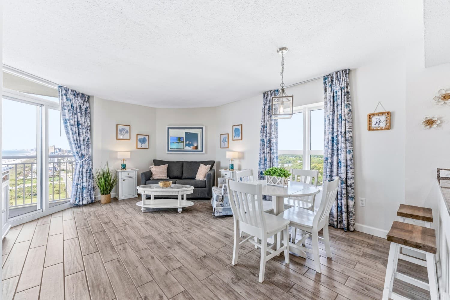 Bay Watch Resort - 1641